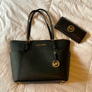 Black Michael Kors matching purse and wallet